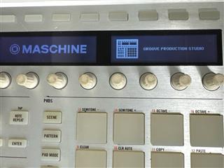 Native Instruments Maschine MK2 Groove Production Controller